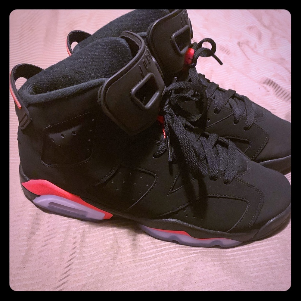 Infrared Jordan’s size 7